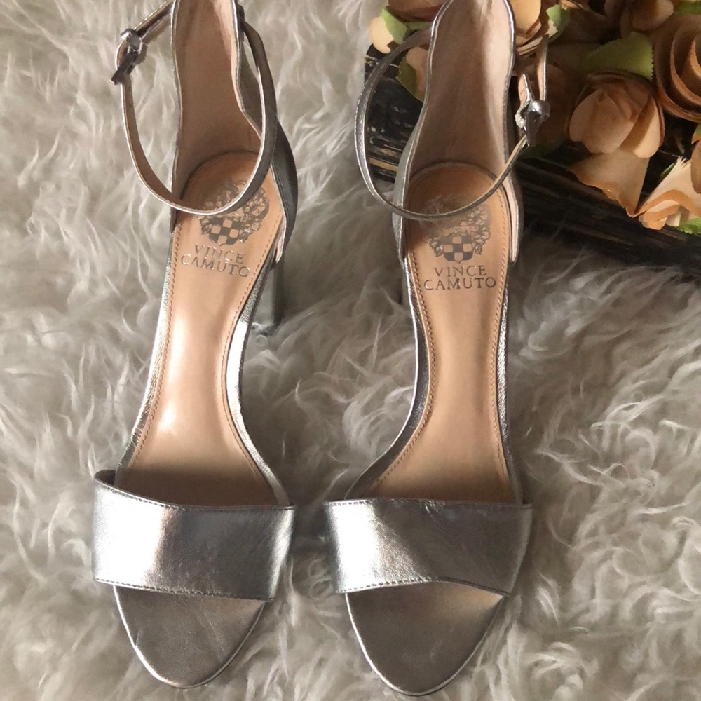 vince camuto silver heels